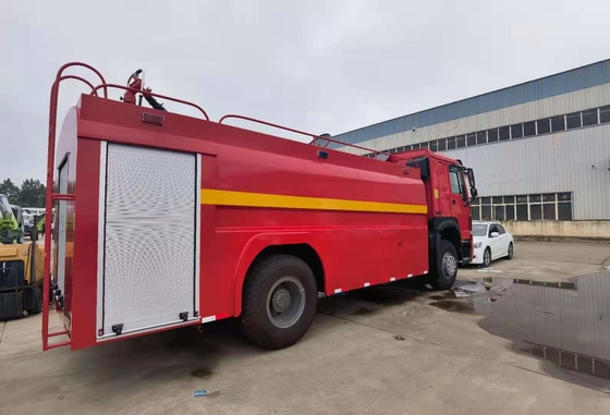 کامیون پاشش آب فشار قوی Sinotruk HOWO Fire Fighting Water Spray Truck 10000L