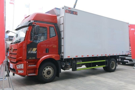 کامیون کمپرسی یخچال دار FAW Jiefang J6L 240 اسب بخار 4X2 6.8 متر
