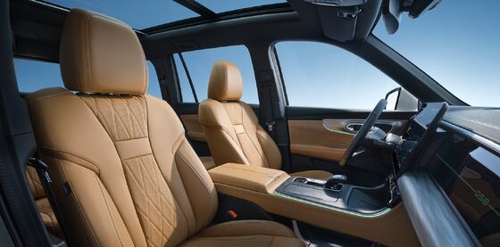 GAC GS8 STOKS SUV جدید