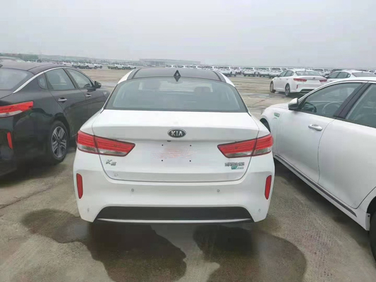 کیا K5 هیبریدی 2.0 لیتری GLS 6 سرعته AT سدان خودروی متوسط ​​کارکرده 115 کیلووات