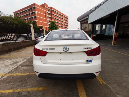 EU260 Electric Sedan Car 100kw 260NM