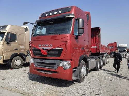12 AMT Tractor Head Sinotruk Howo 6x4 Tipper Truck T7H Euro 5