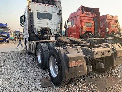 Sinotruk Sitrak C7H کامیون های سنگین کارکرده 540 اسب بخار موتور 6*4 MAN گیربکس ZF