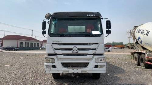میکسر بتن 14 متر مکعبی Sinotruk کامیون های سنگین کارکرده یورو 4 340 اسب بخار
